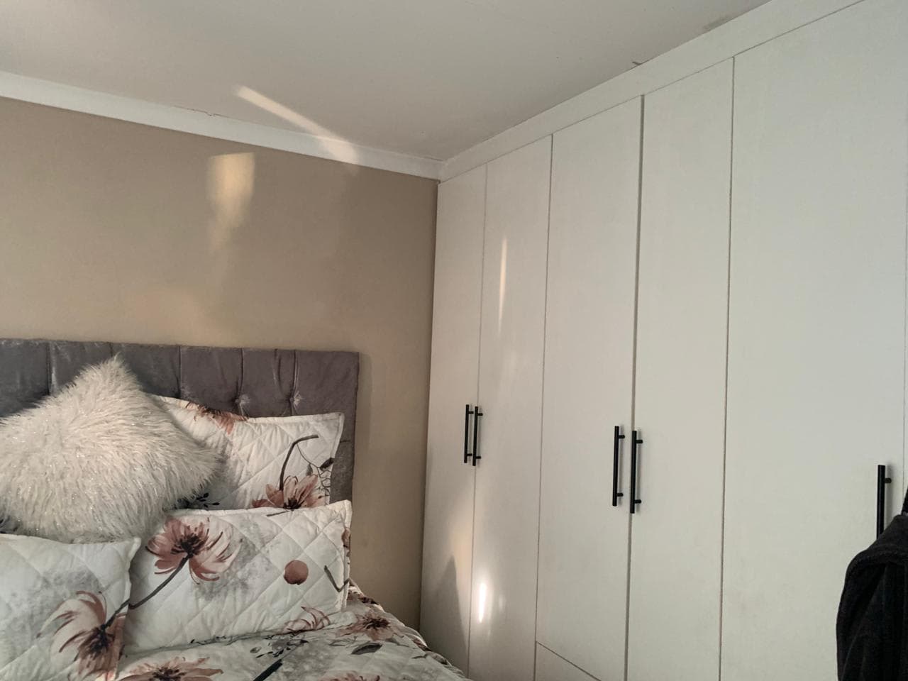 Two bedrooms house available for rental photo 8