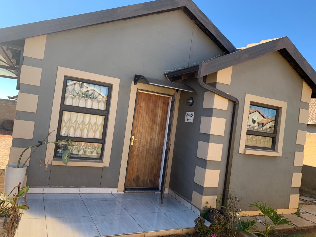 Two bedrooms house available for rental photo 2